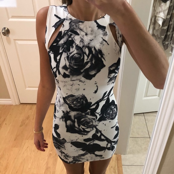 TOPSHOP Mini Dress - Picture 3 of 5